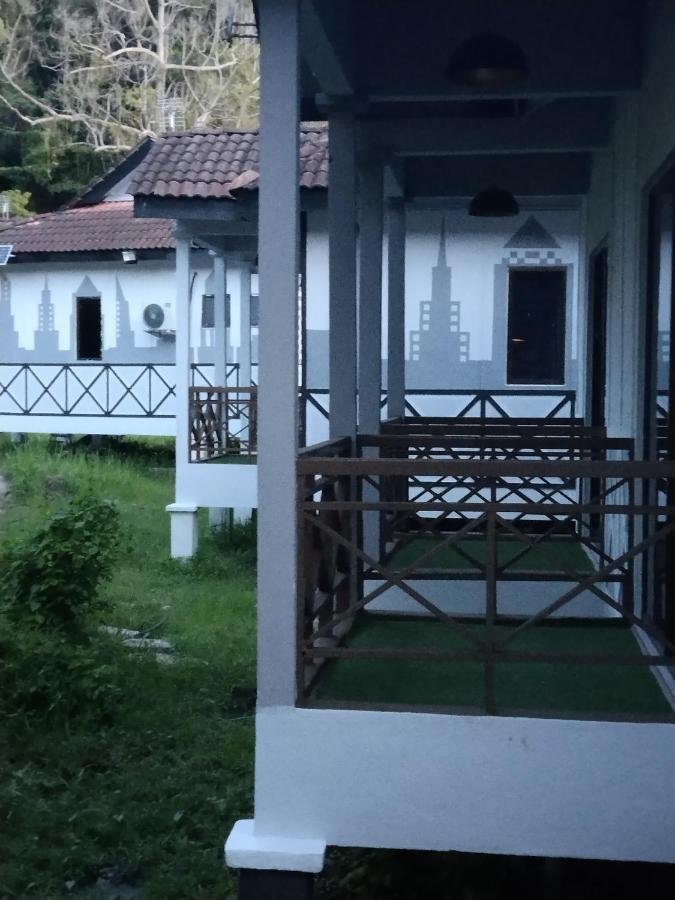 Kampong Sungai Udang Pangkor Holiday Resort מראה חיצוני תמונה